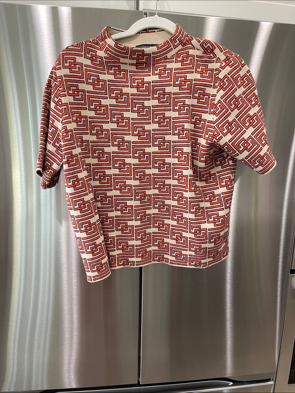 Ann Taylor Red & Cream Geometric Short Sleeve Knit Top